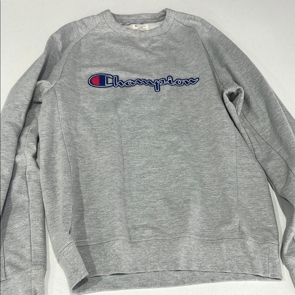 Champion women’s Grey crewneck